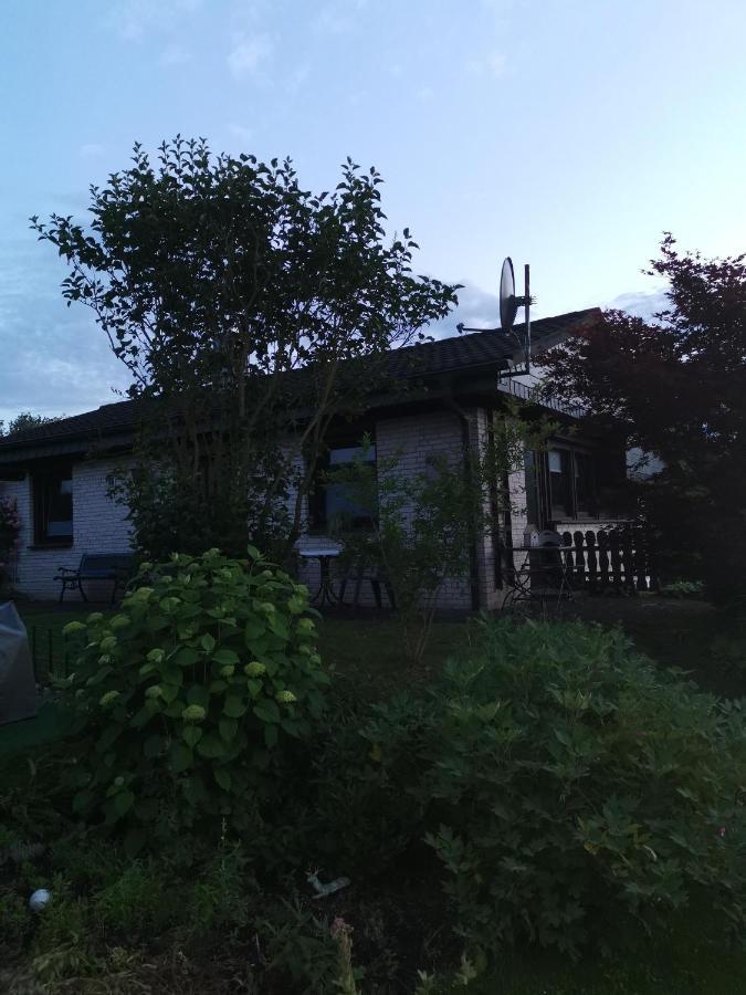 Haus Am Hennesee 梅舍德 外观 照片